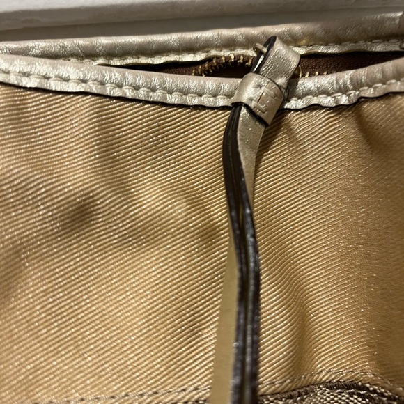 Coach Bag - Picture 10 of 11